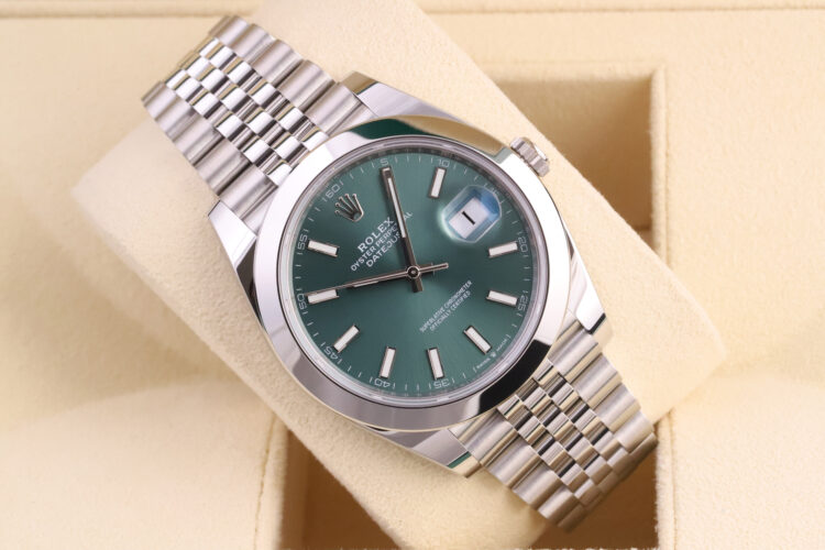 Rolex Datejust 41 126300 Mint Green _ Full Set From 10/2025 _ New