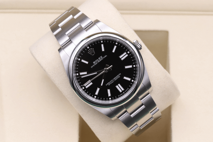 Rolex Oyster Perpetual 41 124300 Black _ Italian Full Set From 10/2025 _ New