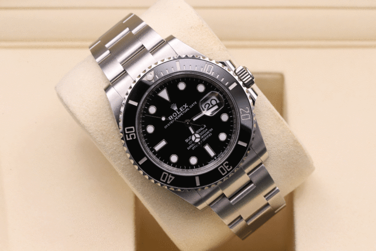Rolex Submariner Date 126610ln _ Italian Full Set From 03/2025 _ Mint Conditions